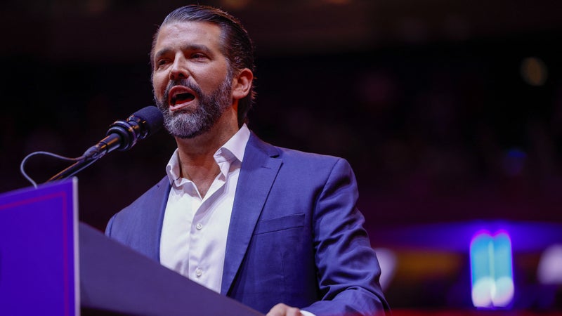 Le fils de Donald Trump confirme qu'un homme d'affaires russe a financé des festivités liées à son mariage