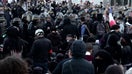 Des forces de l'ordre place de la Bastille à Paris après le rassemblement statique des lycéens, le 8 octobre 2026.