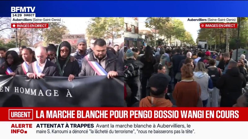 Des centaines de personnes rassemblées pour la marche blanche en hommage à Pengo Bossio Wangi, tué dans l'attentat raciste dans les Yvelines