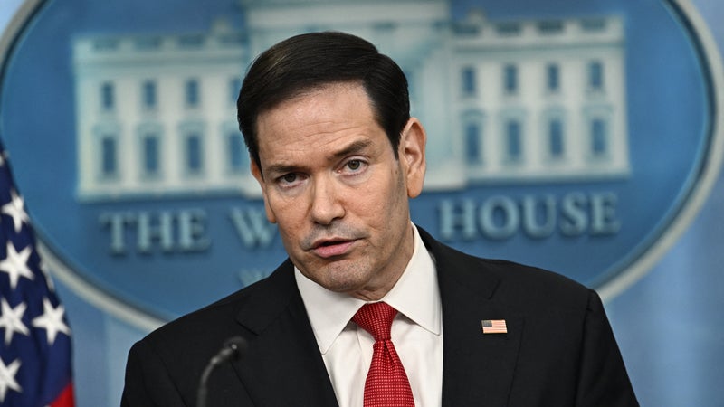 "C'est le moment ou jamais": le secrétaire d'État américain Marco Rubio appelle les Cubains à collaborer avec la CIA