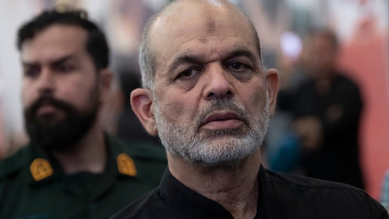 Guerre au Moyen-Orient: les Gardiens de la Révolution jurent de venger la frappe américaine lors d'un mariage en Iran