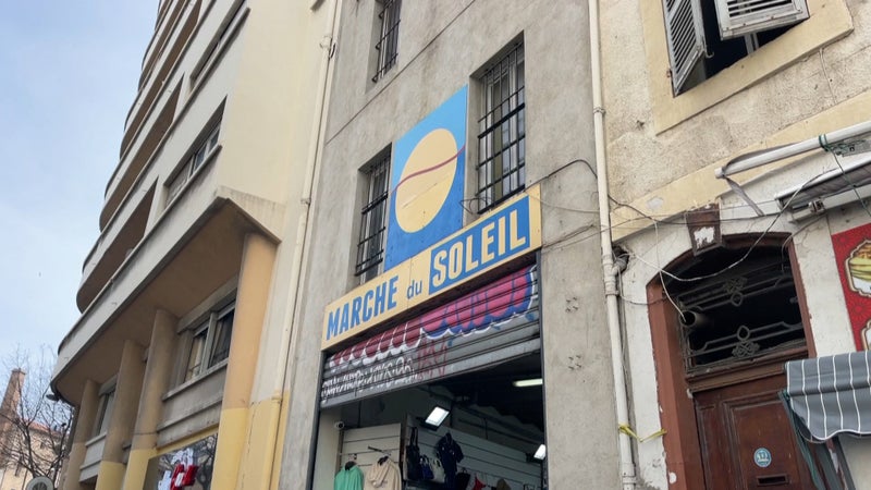 La justice prononce la fermeture définitive du marché du Soleil, temple de la contrefaçon à Marseille, son propriétaire condamné à quatre ans de prison
