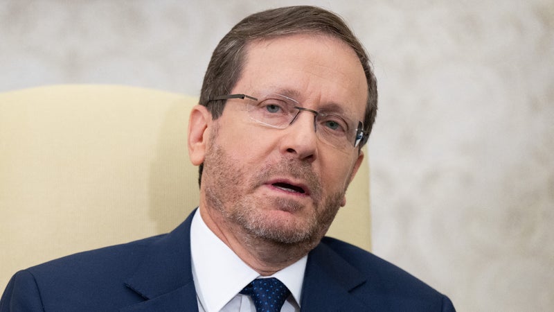 Législatives en Israël: le président appelle à "tout faire" pour éviter de nouvelles élections malgré l'absence de majorité claire qui se dessine