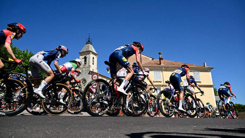 Le peloton lors de la 7e etape du Tour de France femmes le 7 aout 2026 2330024