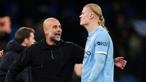 Pep Guardiola et Erling Haaland en pleine discussion à la fin de Manchester City-Leeds le 29 novembre 2025