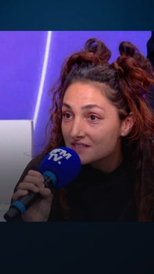Colère sociale: échange tendu entre Coppélia, étudiante et militante et Kamal, poissonnier