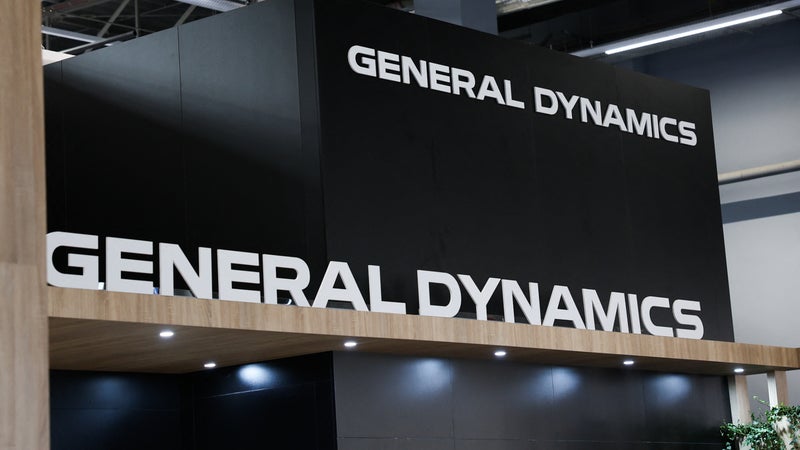 Des ouvriers payés à faire des mots croisés: le fiasco à un demi-milliard de dollars d'une usine d'obus américaine équipée par un fabricant turc inconnu et qui n'a rien produit en deux ans