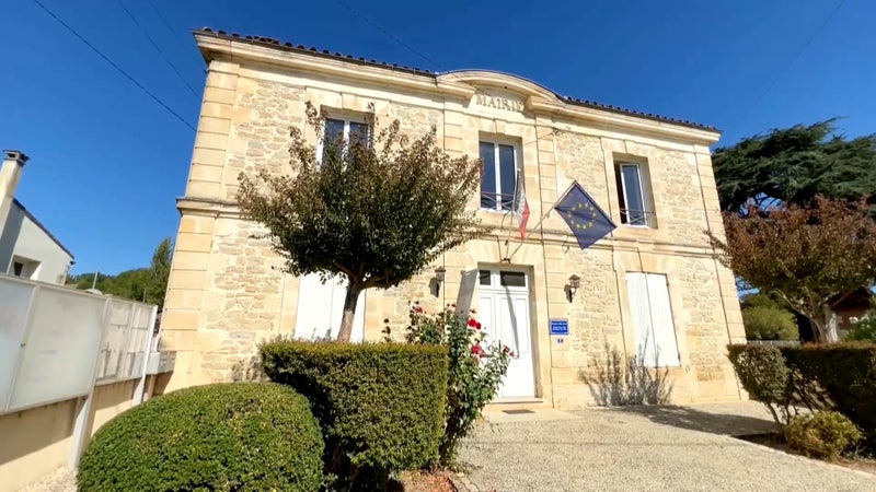 "Des raisons familiales": un maire de Gironde dirige son village depuis Djibouti, à plus de 5.000 km de sa commune