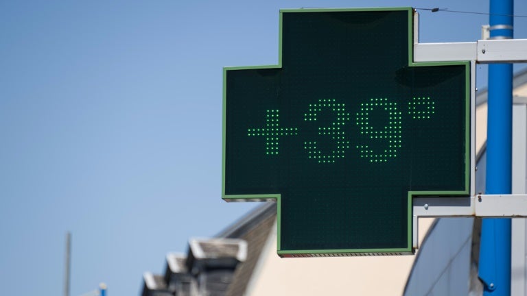 Plus de 39°C à Perpignan: 84 records mensuels de chaleur battus ce samedi en France