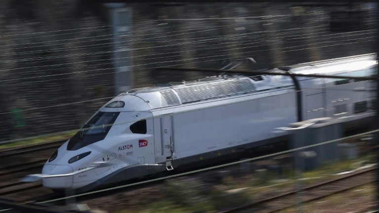 Retard du TGV M, complications techniques... La SNCF reporte à mi-2028 le lancement de ses activités en Italie