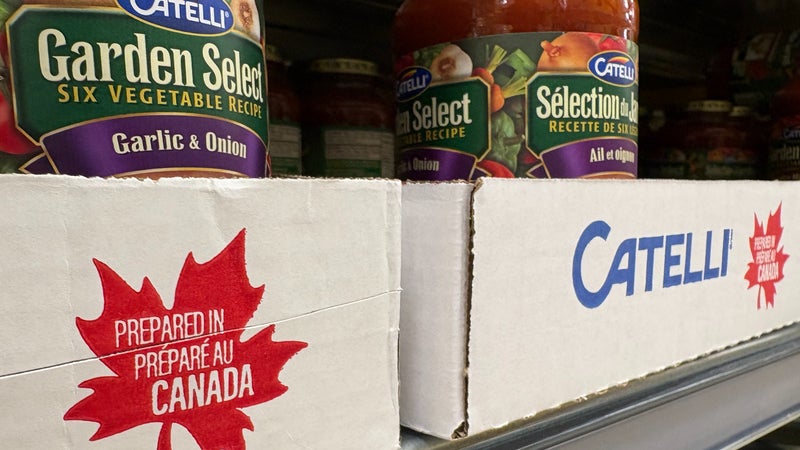 Les produits américains disparaissent des rayons: agressés commercialement par Donald Trump, les Canadiens boycottent de plus en plus les produits de leur voisin