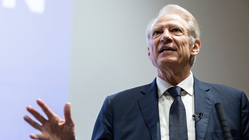 Présidentielle: Dominique de Villepin veut instaurer "la culture par tous" dès l'école primaire