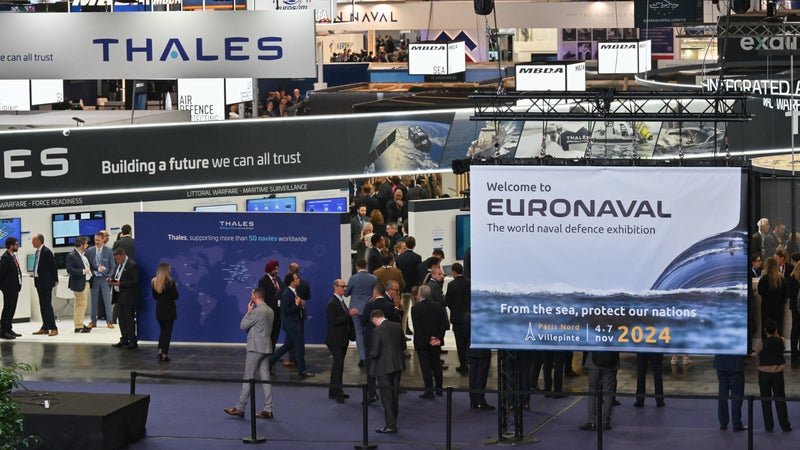 Un "cadre très défini et restrictif": les entreprises israéliennes seront autorisées au salon Euronaval mais uniquement pour exposer des "équipements dédiés à la défense antiaérienne, antimissile et antibalistique"