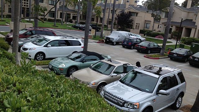 Elle a raconté que ses enfants avaient échappé un enlèvement sur le parking d'un magasin, en Californie (image d'illustration)