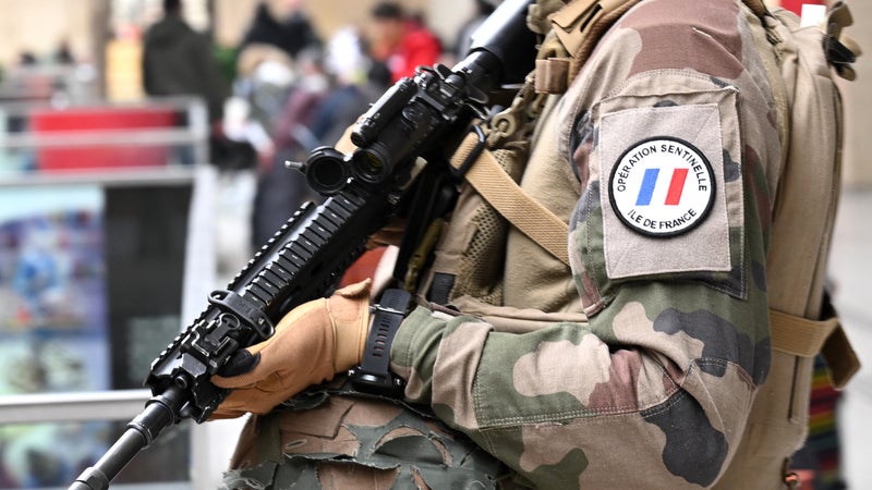 Soldats de l'opération Sentinelle, GIGN, RAID... Le gouvernement annonce des moyens renforcés pour la journée de mobilisation du 24 octobre
