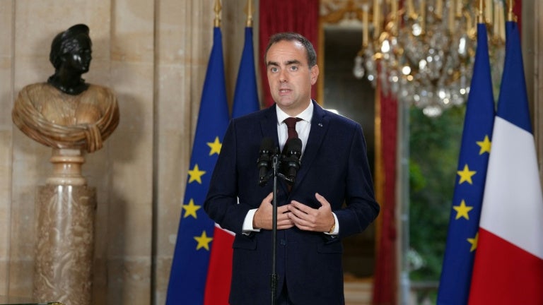 DIRECT. Violences: Sébastien Lecornu affirme que de nouveaux couvre-feux seront annoncés ce mardi soir "là où la situation le nécessite"