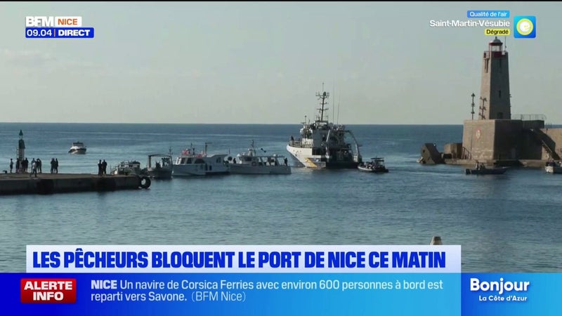 Des pêcheurs bloquent l'entrée du port de Nice pour protester contre les prix du carburant