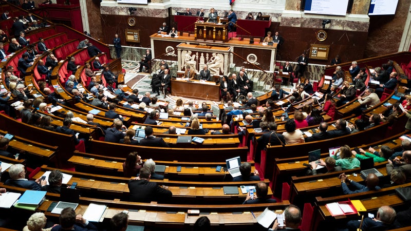 Examen du budget: vers une "menace de dissolution" en cas de censure du gouvernement? L'exécutif dément fermement