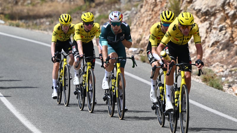 Wout van Aert et l equipe Visma Lease a Bike sur la Vuelta le 1er septembre 2026 2341023