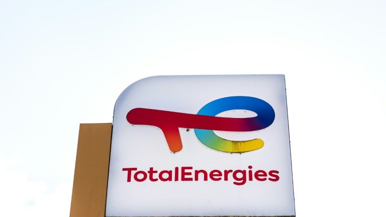 10 millions de barils seront libérés par le gouvernement: Totalenergies annonce "une baisse du prix du diesel" dans plus de 700 stations