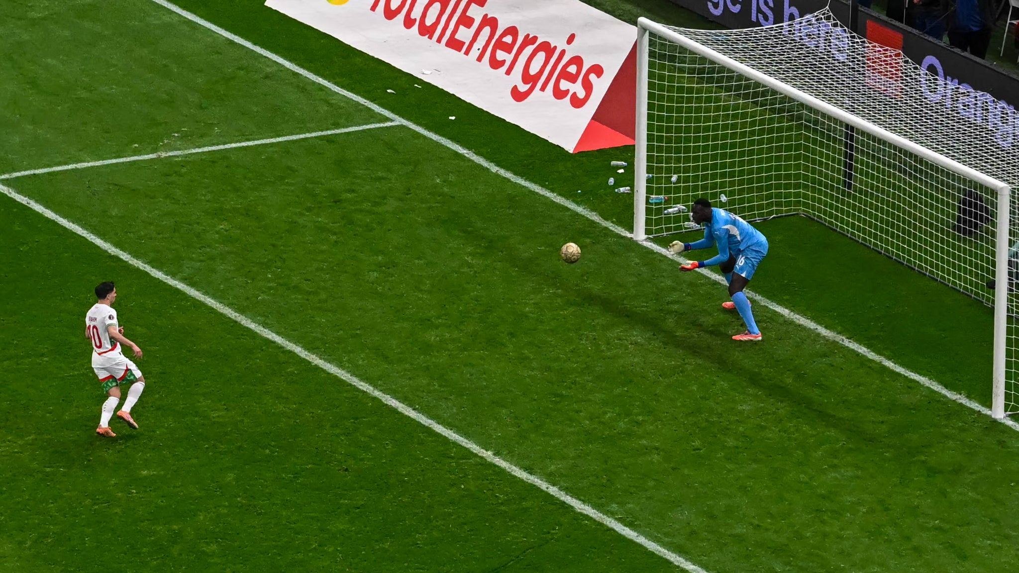 Image accompanying "Je pense qu'ils se sont arrangés": la théorie brûlante de Younès Belhanda sur la panenka manquée de Brahim Diaz en finale de la CAN, from RMC Sport