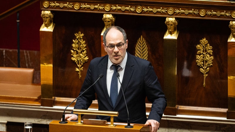 "Porter une voix singulière": le député Emmanuel Maurel annonce qu'il participera à la primaire de la gauche en vue de 2027