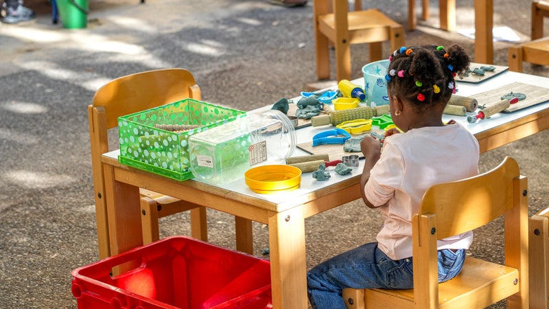 Gestion des émotions, troubles de l'attention... À dix ans, les enfants nés prématurés sont encore vulnérables selon une étude