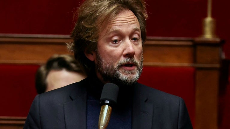 Les socialistes appellent Sébastien Lecornu à modifier "sans délai" son projet de budget