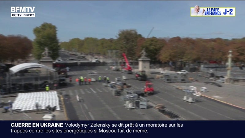 La place de la Concorde se transforme pour accueillir le pape et ses 600.000 fidèles ce samedi