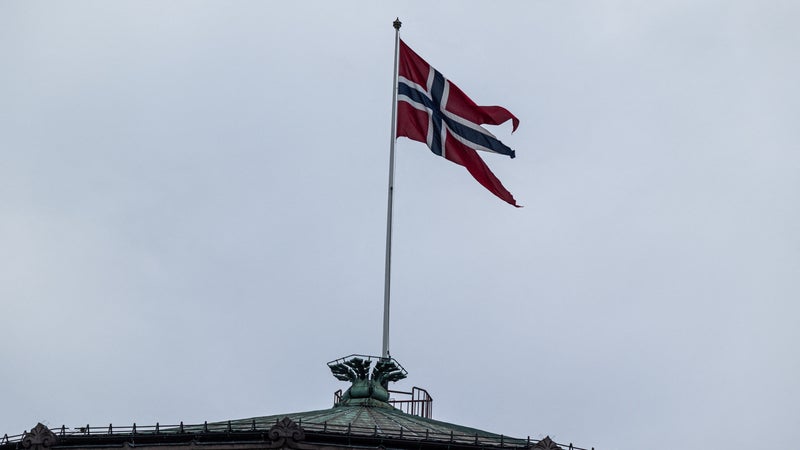 "Le potentiel d'abus est énorme": la Norvège envisage d'interdire la reconnaissance faciale sur les lunettes connectées