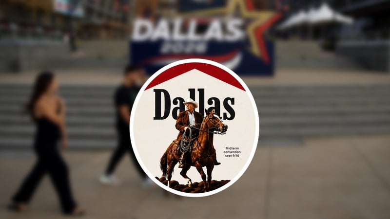 Trump en "cow-boy Marlboro", une avalanche de produits dérivés et 4.500 milliards de baisses d'impôts: Trump organise un show inédit à Dallas pour sauver les Républicains