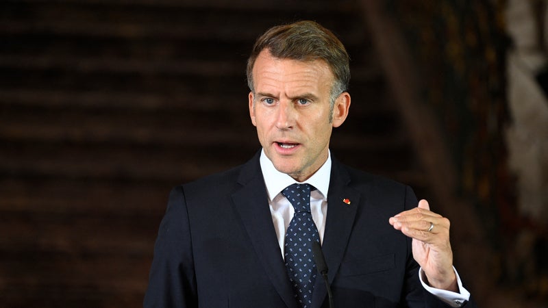 Emmanuel Macron attendu à Londres pour inaugurer l'exposition de la tapisserie de Bayeux