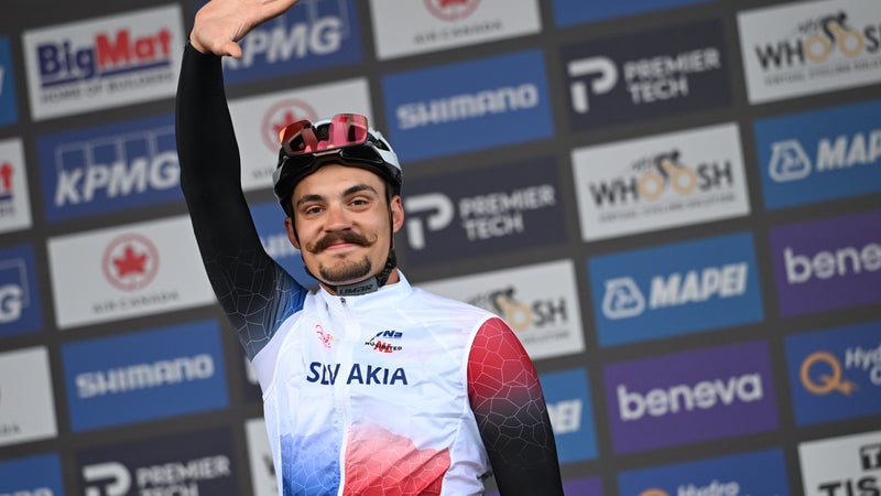 Le masseur slovaque Vladimir Kovacik au depart des championnats du monde de cyclisme le 27 septembre 2026 2356955
