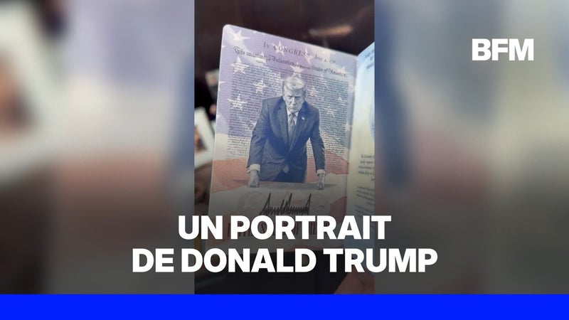 Le fils de Donald Trump montre le nouveau passeport américain à l’effigie de son père