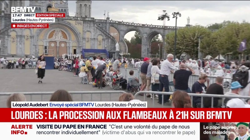 Visite du pape à Lourdes: les fidèles sont présents pour assister à la procession aux flambeaux et la prière du Saint Rosaire ce soir à 21h