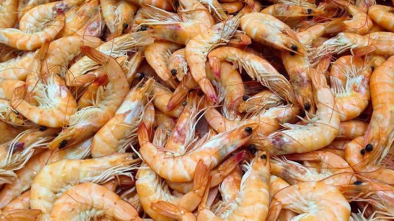Ces crevettes vendues chez Carrefour et Intermarché sont contaminées à la listeria: ne les mangez pas