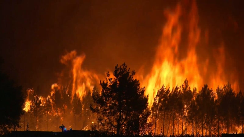 Alerte en pleine nuit, maison détruite, peur: les auditeurs de RMC témoignent de la violence des flammes et des évacuations