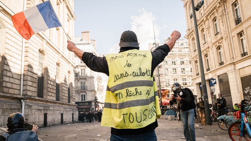 "Acte II" des gilets jaunes: qui est derrière la seconde journée de mobilisation annoncée pour samedi prochain?
