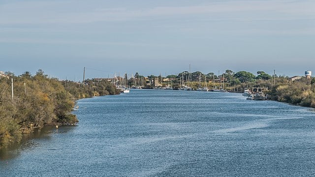 Les Cabanes de Fleury, dans l'Aude