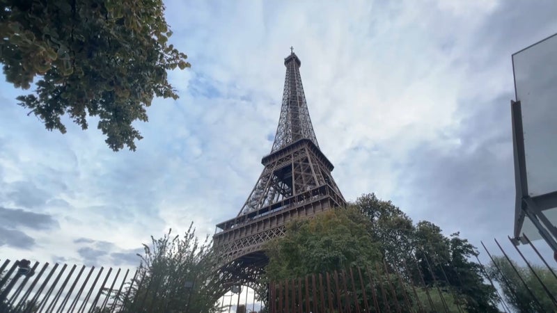 DIRECT. La classe politique condamne à l'unisson l'éviction du personnel féminin de la tour Eiffel lors d'une visite d'un groupe religieux hindou