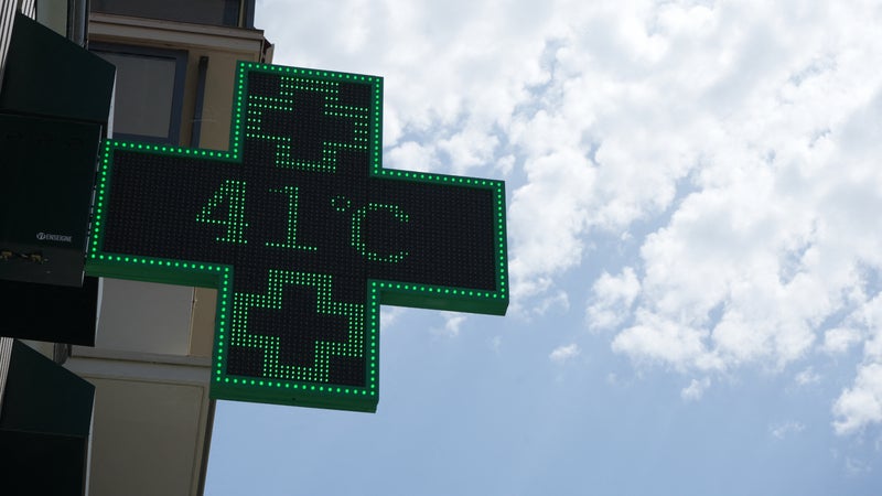 Chaleur: plus de 80 records mensuels de températures battus en France ce lundi