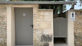 Des toilettes publiques (image d'illustration)