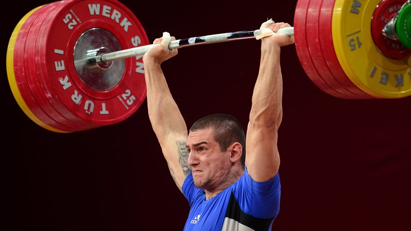 L'haltérophilie annonce organiser ses championnats du monde en Russie, une première pour une discipline olympique depuis 2022
