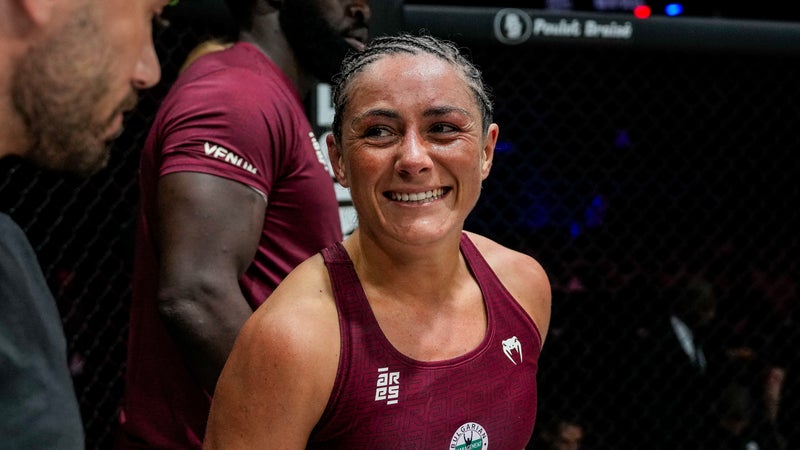 "Il n’y a pas de plus beau cadeau": la Française Delphine Benouaich signe à l’UFC et débutera à Paris