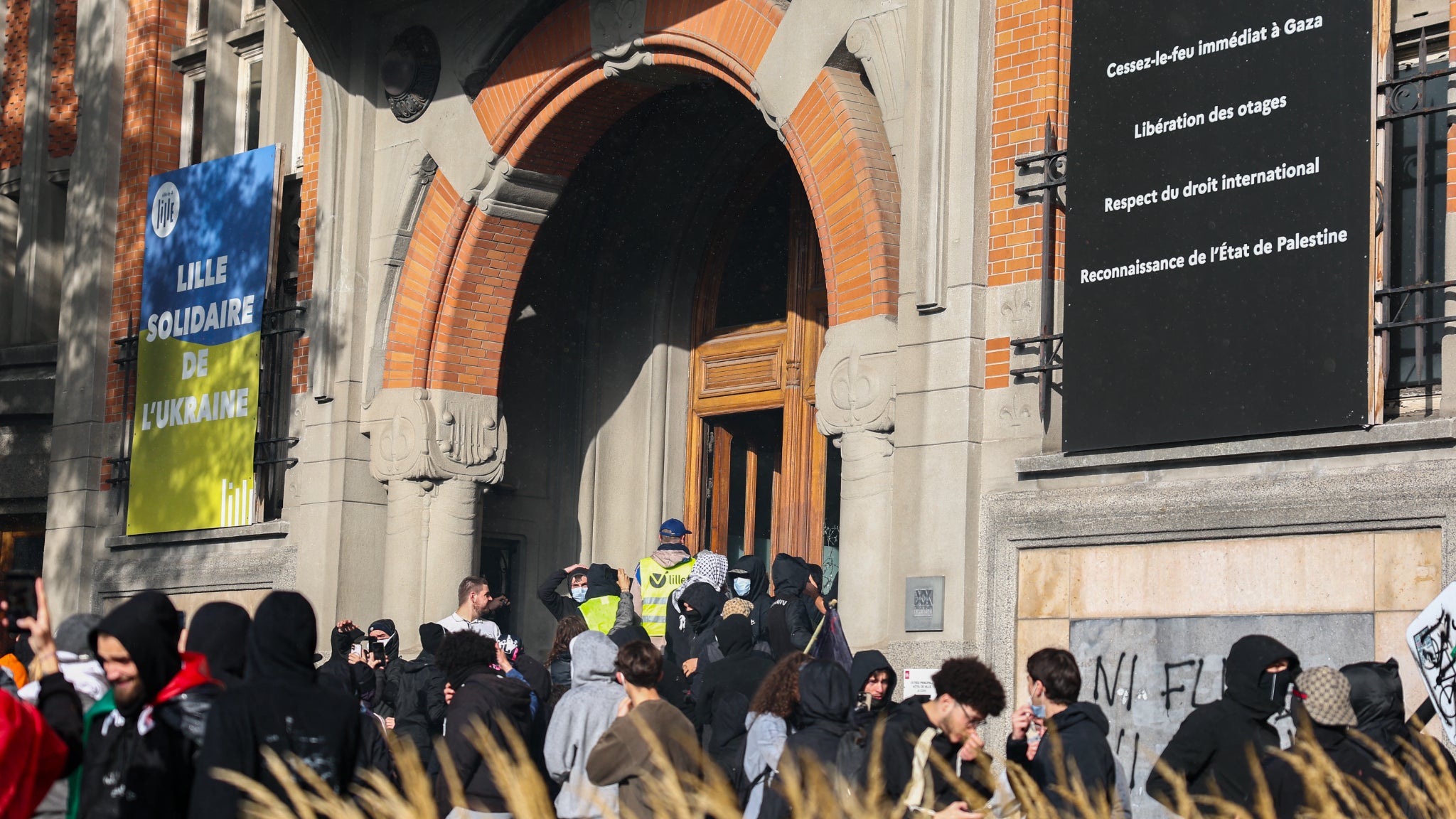 manifestation paris — BFM
