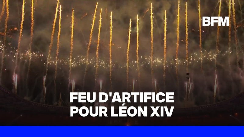 Visite du pape à Paris: un feu d'artifice lancé au stade de France