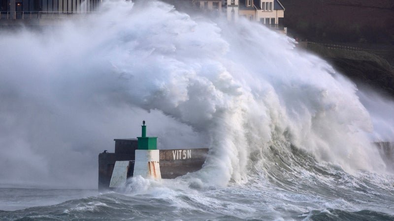 Tempête Austen: pourquoi les événements climatiques sont-ils nommés et comment se fait ce choix?