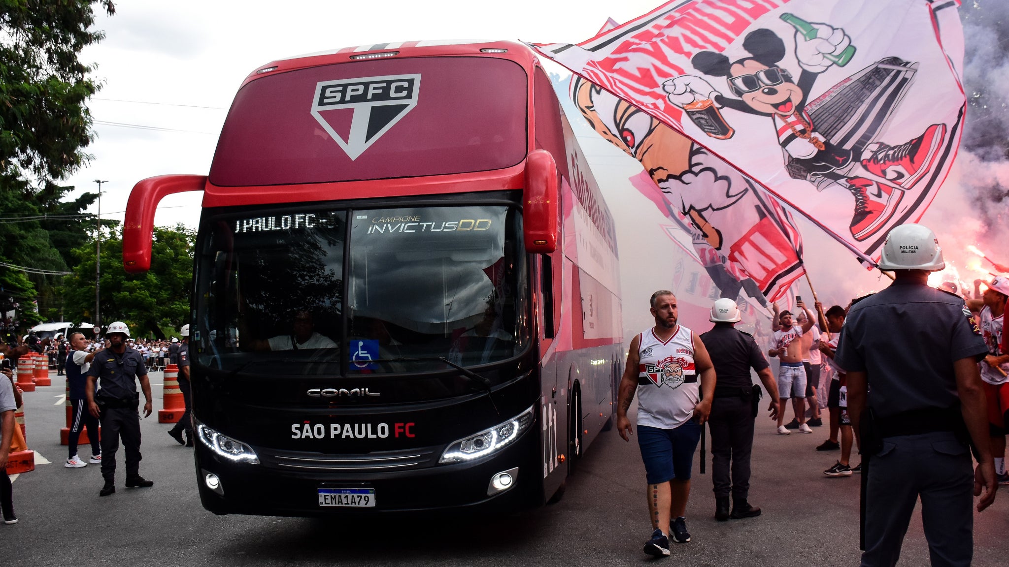 Photo: rmcsport.bfmtv.com 86kg of Marijuana Found in São Paulo FC-Branded Bus in Bolivia