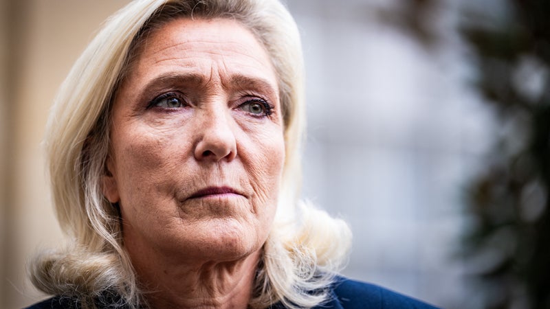 "Nous n'avons plus les moyens": Marine Le Pen réaffirme que la France "ne peut plus aider financièrement l'Ukraine"