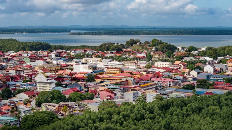 Guyane, Polynésie, Réunion... Le gouvernement organise pour la première fois un sommet "Choose Outre-mer" pour attirer les investisseurs dans ces territoires
